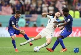 四川高校“人进球没进”当事人：校队教练，身体状态跟不上了